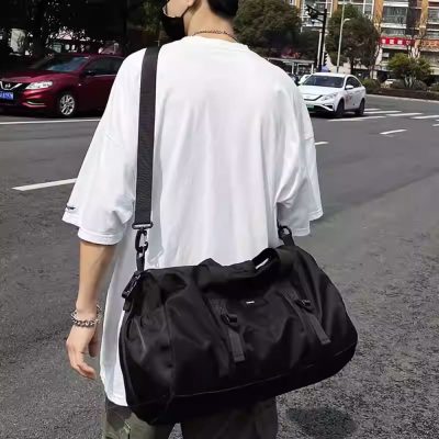 Xưởng may túi xách thời trang nam